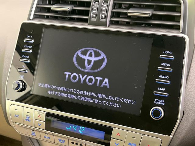 �y���[�J�[�����i�r�z�C���e���A�ɗn�����ރX�^�C���b�V���ȁu��p�݌v�v���[�J�[�i�r�𑕔��􎋔F���⑀�쐫�ȂǊ�{���\�ɂ��D��A���㎿�ȃJ�[���C�t�����y���݂��������܂��B