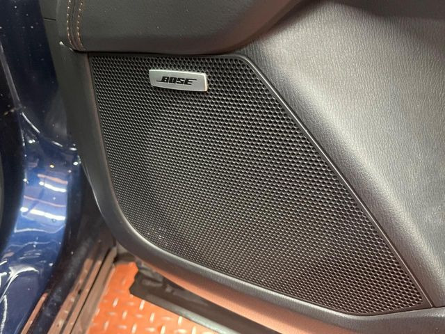 �yBOSE�T�E���h�V�X�e���z���[�J�[�I�v�V�����̍��i�ʃT�E���h�V�X�e���𓋍ځB��p�̃`���[�j���O���{���ꂽ�召�l�X�ȃX�s�[�J�[����ǎ��ȃT�E���h���t�ł��܂��B