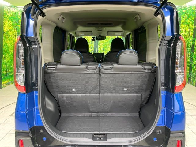 ���i�̂���������ʋ΁A���}���ɏ\���ȉ׎��X�y�[�X���m�ۂ��Ă���܂��B�Z�J���h�V�[�g��|���ƁA�傫�ȉו��̐ύڂ��\�ł���