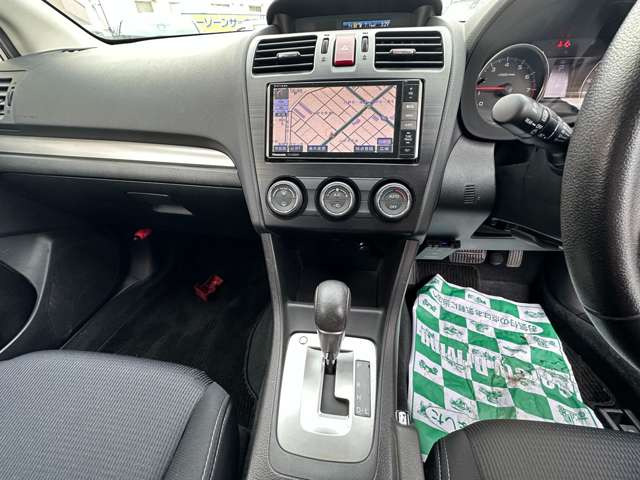 �i�r�������A�[���������y�E�f���������y���݂��������B