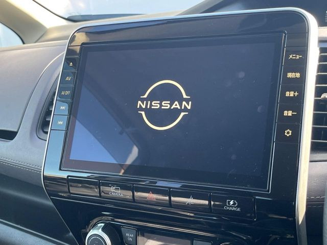 �y�����i�r�z�l�C�̏����i�r�𑕔��B�I�[�f�B�I�@�\���[�����Ă���ABluetooth�ڑ�����΂������̃X�}�z��MP3�v���C���[�̉��y���Đ��\!�����̉^�]������Ɋy�����Ȃ�܂�!!