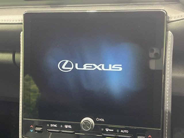 �y�����i�r�z�l�C�̏����i�r�𑕔����Ă���܂��B�i�r�̎g���₷���͂������A�I�[�f�B�I�@�\���[��!�L�����v�◷�s�͂������A�ʋ΂┃�����ȂǕ��i�̃h���C�u���y�����Ȃ�͂���