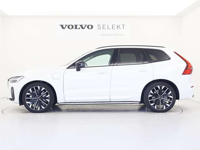 XC60ウルトラ T6 AWD プラグイン ハイブリッド 4WD