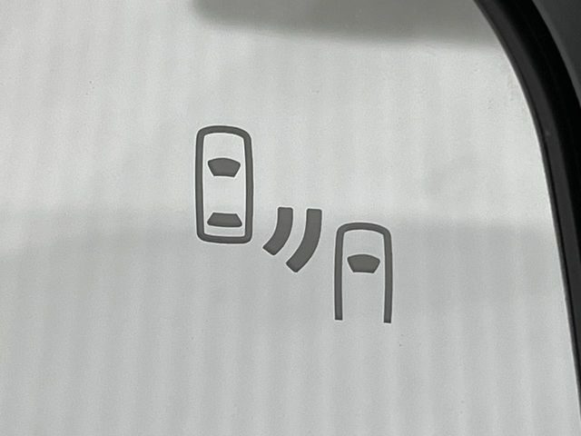 �y�u���C���h�X�|�b�g���[�j���O�z���s���A�h�A�~���[�̎��p�ɂȂ�₷���ӏ��Ɍ㑱�Ԃ��ڋ߂���ƃT�C�h�~���[�t�߂Ɍx����\���A�h���C�o�[�ɒ��ӊ��N�����Ă���܂��B