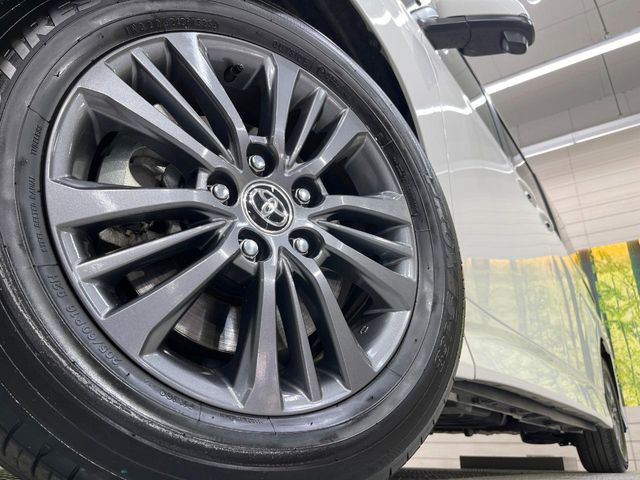 �y�����A���~�z�C�[���z�O�ςɃ}�b�`���������A���~�z�C�[���𑕒����Ă���܂��B�e��ЊO�A���~�z�C�[����A�X�^�b�h���X�^�C�����戵�����Ă���܂��B���񂲑��k����������