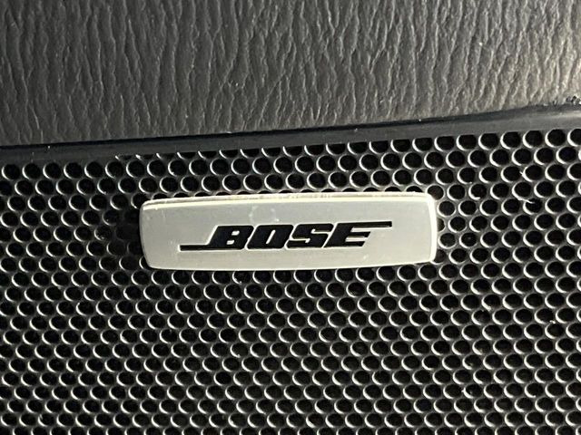 �yBOSE�T�E���h�V�X�e���z���[�J�[�I�v�V�����̍��i�ʃT�E���h�V�X�e���𓋍ځB��p�̃`���[�j���O���{���ꂽ�召�l�X�ȃX�s�[�J�[����ǎ��ȃT�E���h���t�ł��A�Տꊴ���ӂ�鉹����Ԃ����o���܂��B