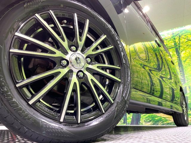 �y����15�C���`�A���~�z�C�[���z�O�ςɃ}�b�`���������A���~�z�C�[���𑕒����Ă���܂��B�e��ЊO�A���~�z�C�[����A�X�^�b�h���X�^�C�����戵�����Ă���܂��B���񂲑��k����������