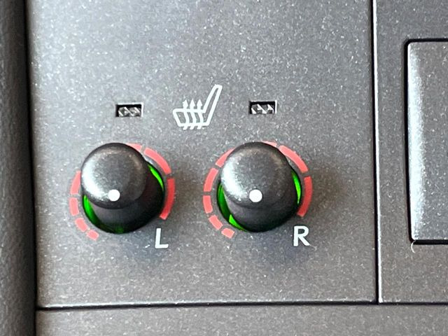 �y�V�[�g�q�[�^�[�z�������ɏd�󂷂�V�[�g�q�[�^�[!�G�A�R����葁�����܂��Ă����̂Ŋ�����̐l�����S�ł��ˁ�G�A�R���̉����͊������邩����A�Ƃ������ɂ����������߂ł��B