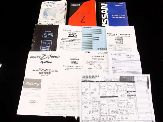 全国でも滅多に掲載されない純正ミッドナイトパープル外装色のカスタムZが入庫!世界的に有名なヴェイルサイドフルエアにHKS製F-CON V-Proで現車セッテイング済。カスタム費用250万円以上!