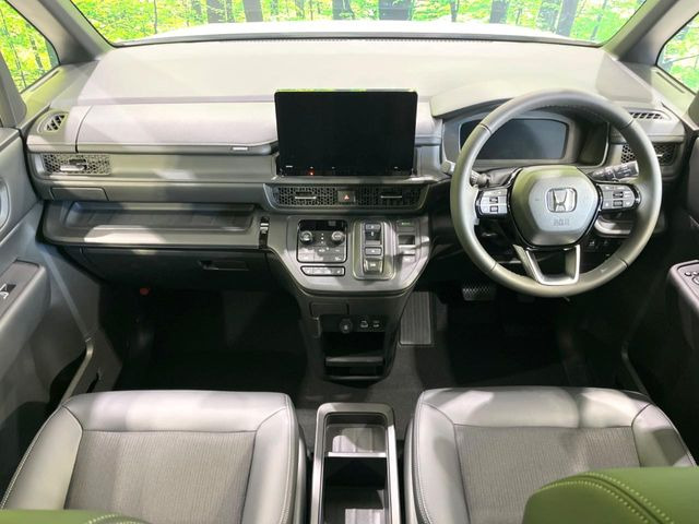 ステップワゴン2.0 e:HEV スパーダ