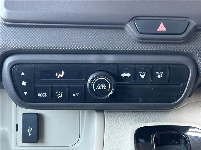 �F�l�̂����X�A�y�X�}�C���X�^�b�t�ꓯ���҂����Ă���܂�!���Ј�x�A�����X����������