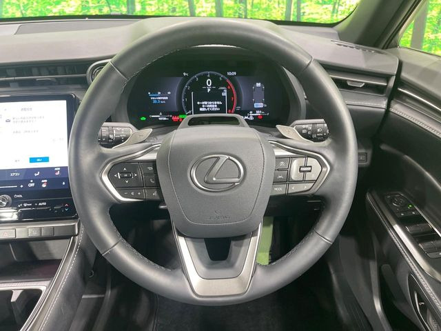 �y�����v�����X�e�A�����O�z�㎿�Ȋv���g�p���邱�ƂŁA��ɂ����������݂ƂĂ��^�]���₷���n���h���ł���