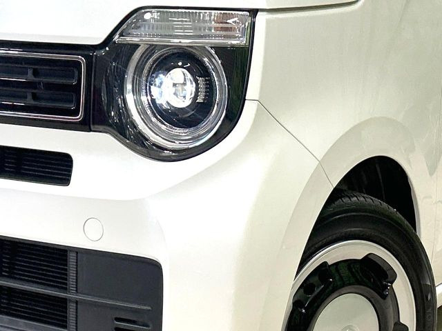 �yLED�w�b�h���C�g�z���V����ԑ��s�����ǍD�Ȏ��E���m�ۂ����S���ĉ^�]�ł��鍂�P�xLED�w�b�h���C�g�𑕔�!�_�����x�������A����d�͂��}�����Ă��܂��B