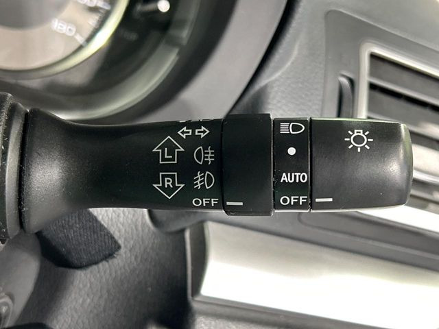 �y�I�[�g���C�g�z����̖��邳�ɉ����Ď����Ńw�b�h���C�g�̓_���E�������ł���@�\�ł�!���C�g�̕t���Y��E�����Y��Ȃǂ������Ȃ�A�J�̓���[���̑��s�����S!�g���l���ʉߎ����֗��ł��ˁ�