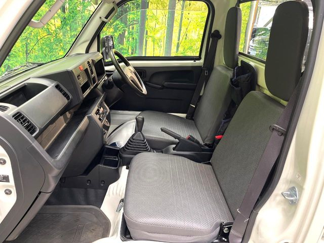 �h���C�o�[�ɂ���ĉ^�]���₷���|�W�V�����͈قȂ�A���̎Ԃ͂ǂ��Ȃ̂��s���Ȃ��Ƃ�����܂���ˁB�C�ɂȂ邨�Ԃ͓X���ŏ�荞��ł��m�F���������܂���