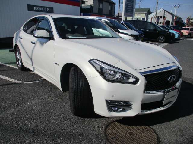 フーガハイブリッド