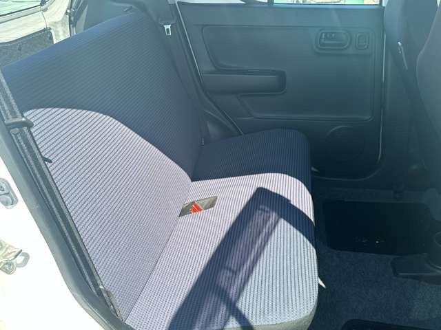 ���Ђł͌��I�������Ԃ𖈌���ʂɎd������s�Ȃ��A�����߂₷�����i�ł��񋟂��Ă���܂���