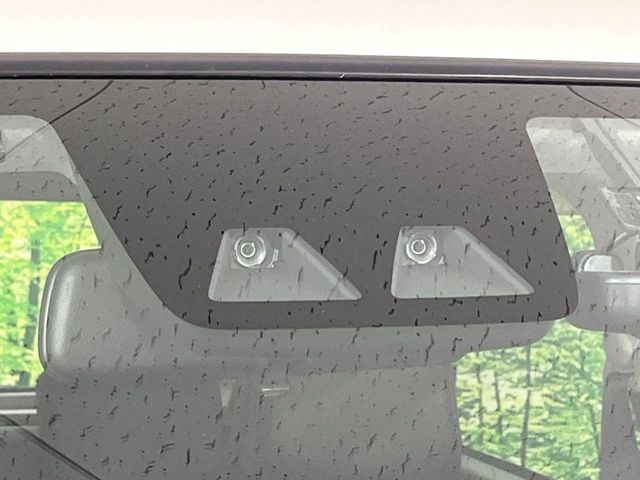 �y�X�}�[�g�A�V�X�g�z���s���ɑO���̎ԗ�����F�����A�Փ˂������Ȏ��͌x��ƃu���[�L�ŏՓˉ���Ɣ�Q�y�����A�V�X�g�B�����S�Ƀh���C�u�����y���݂��������܂��B