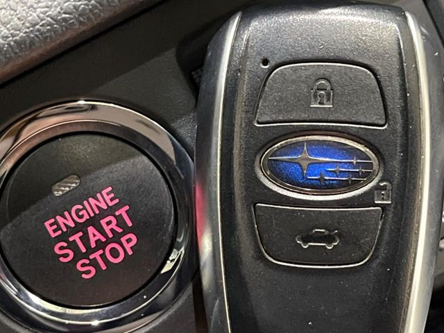 �y�A�N�Z�X�L�[&�v�b�V���X�^�[�g�z�J�o����|�P�b�g�ɓ��ꂽ�܂܂ł��h�A�̎{���E�������\�ȃX�}�[�g�L�[�𑕔��B�G���W���̃I���E�I�t�����J�M�����o���K�v�������A�{�^�����v�b�V�����邾����OK��