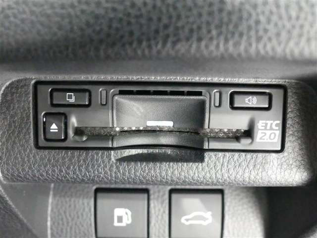 クラウンクロスオーバー2.5 G アドバンスト E-Four 4WD