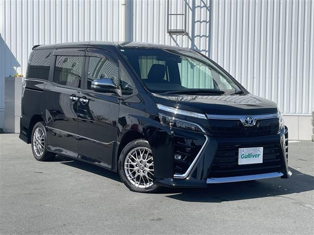 ヴォクシー1.8 ハイブリッド ZS 煌III