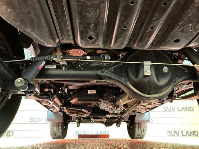 ����肪���ꂢ�Ȃ����ɁA�h�K���H�̎{�H���I�X�X���B�~��n��͂������A���ݕ��ɂ��Z���̕���A��Ń}�����E�E�B���^�[�X�|�[�c���������ɂ��D�]���������Ă���܂��B