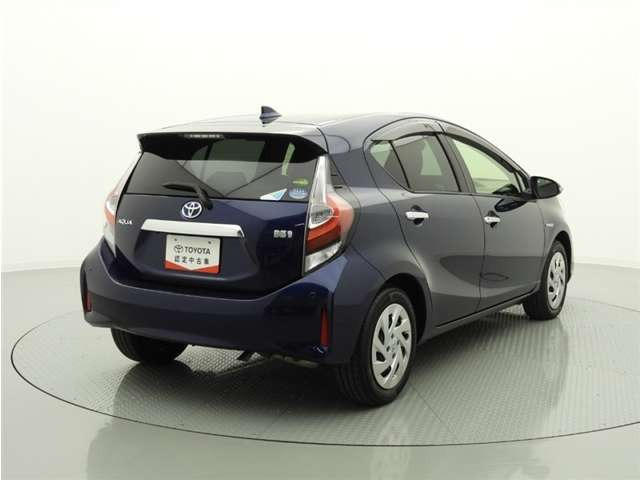 アクア1.5 S スタイルブラック