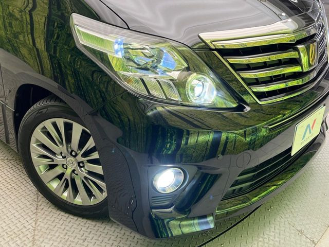 �yLED�w�b�h���C�g�z���V����ԑ��s�����ǍD�Ȏ��E���m�ۂ����S���ĉ^�]�ł��鍂�P�xLED�w�b�h���C�g�𑕔�!�_�����x�������A����d�͂��}�����Ă��܂��B