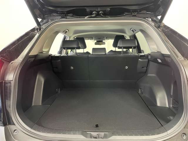 広々とした空間で、手軽にお荷物を出し入れ可能です!!