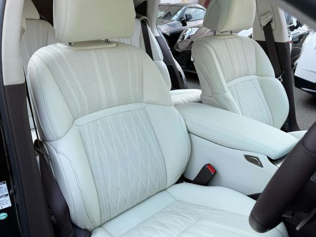 �^�]��:�Z�~�A�j�����E�z���C�g���U�[�V�[�g�E�V�[�g�x���`���[�V����(Hot&Cool)�E�������[�t���p���[�V�[�g�B