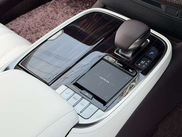 �^�b�`�p�b�h(�i�r�̑����ԗ��̐ݒ���s���܂�)