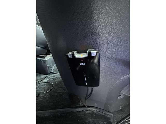 �ׂ��������̎ʐ^�Ȃǂ𑗕t���鎖���\�ł��̂ł��₢���킹������!