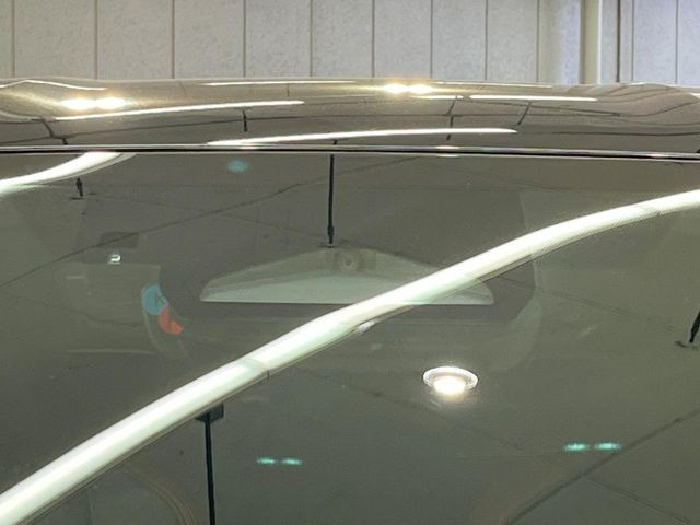 �y�g���^�Z�[�t�e�B�Z���X�z���s���ɑO���̎ԗ�����F�����A�Փ˂������Ȏ��͌x��ƃu���[�L�ŏՓˉ���Ɣ�Q�y�����A�V�X�g�B�����S�Ƀh���C�u�����y���݂��������܂��B