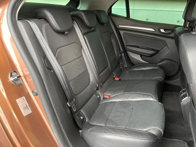 ���㕔���Ȃ��C�ɂȂ�悤�ȃL�Y�E�����ւ��蓙�A�傫�ȃ_���[�W�͂Ȃ��A�ǍD�ȏ�Ԃł��B