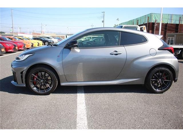 ���Ǝҗl�ւ̔̔��͂��f�肳���Ă��������܂��B �Ԍ������ԗ��̏ꍇ�́A�Ԍ����擾�������x�������z�ŕ\�����Ă���܂��B