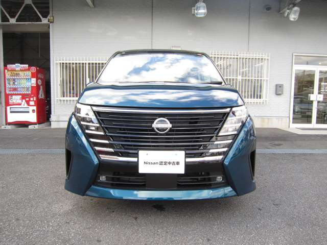 セレナ1.4 e-POWER ハイウェイスターV