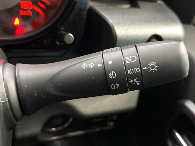 �y�I�[�g���C�g�z����̖��邳�ɉ����Ď����Ńw�b�h���C�g�̓_���E�������ł���@�\�ł�!���C�g�̕t���Y��E�����Y��Ȃǂ������Ȃ�A�J�̓���[���̑��s�����S!�g���l���ʉߎ����֗��ł��ˁ�