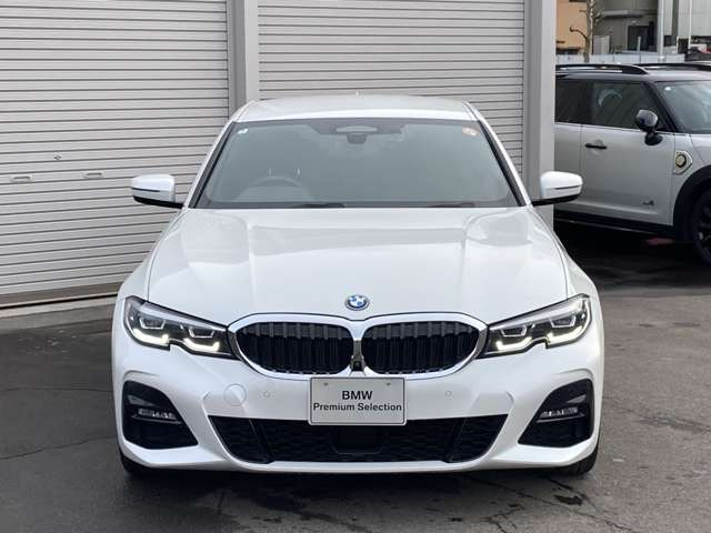 3シリーズセダン330e Mスポーツ