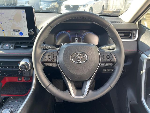 �y�����v�����X�e�A�����O�z�㎿�Ȋv���g�p���邱�ƂŁA��ɂ����������݂ƂĂ��^�]���₷���n���h���ł���