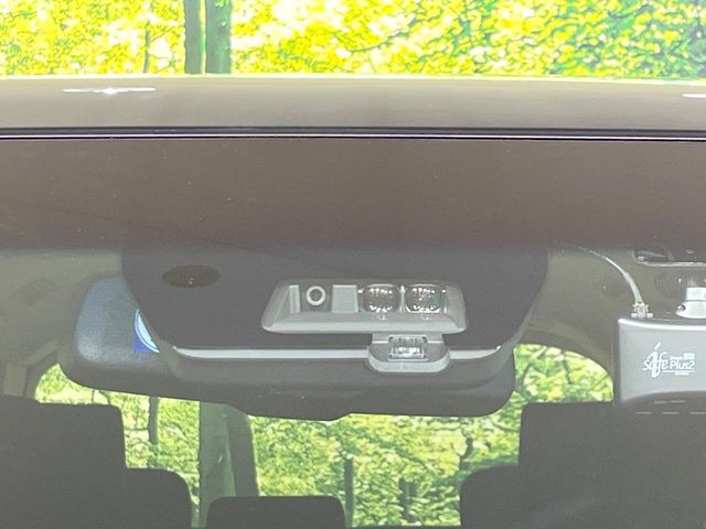 �y�O�He-Assist�z���s���ɑO���̎ԗ�����F�����A�Փ˂������Ȏ��͌x��ƃu���[�L�ŏՓˉ���Ɣ�Q�y�����A�V�X�g�B�����S�Ƀh���C�u�����y���݂��������܂��B