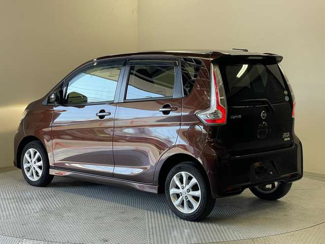 �l�C�̎Ԏ킪�����낢!�e���[�J�[ �ŐV�l�C�Ԃ����C���i�b�v!���ĐG���đI�ׂ�W����ł�!