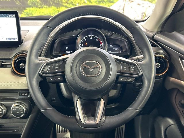 �y�����v�����X�e�A�����O�z�㎿�Ȋv���g�p���邱�ƂŁA��ɂ����������݂ƂĂ��^�]���₷���n���h���ł���