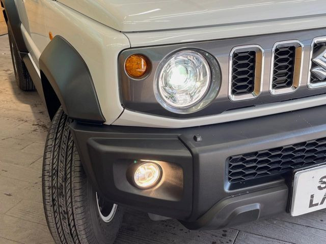 �yLED�w�b�h���C�g�z���V����ԑ��s�����ǍD�Ȏ��E���m�ۂ����S���ĉ^�]�ł��鍂�P�xLED�w�b�h���C�g�𑕔�!�_�����x�������A����d�͂��}�����Ă��܂��B