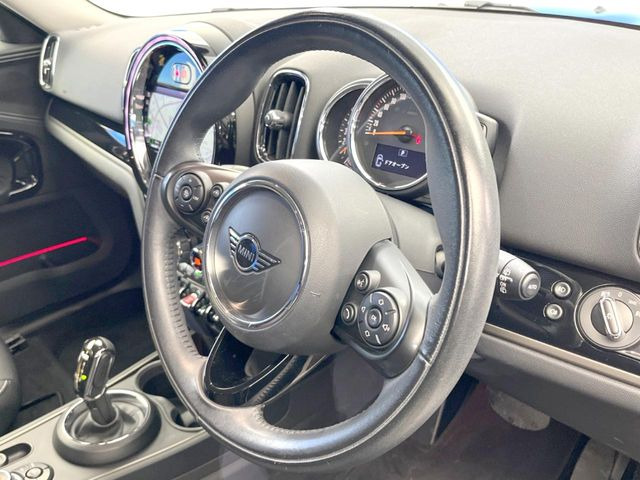 ���n���h�����̃X�������Ȃ��A���ꂢ�ȏ�Ԃ��ێ����Ă���܂��B�e�X�C�b�`���̓�����m�F�ς݂ł��B