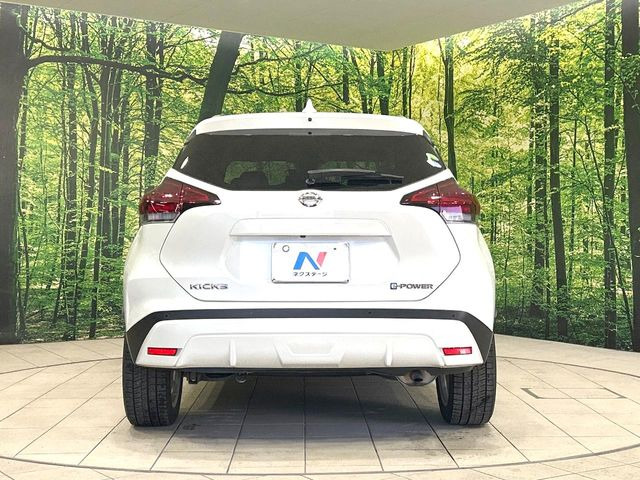 安心の最長10年・走行無制限保証(有償)をご用意。保証内容も充実はもちろん、無料点検&オイル交換や、年中無休の全国・24時間ロードサービスも付帯されておりますのでご安心下さい。