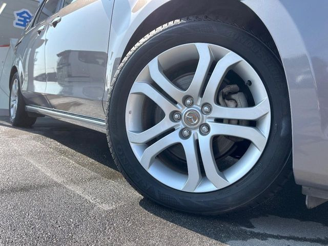 �y�����A���~�z�C�[���z�O�ςɃ}�b�`���������A���~�z�C�[���𑕒����Ă���܂��B�e��ЊO�A���~�z�C�[����A�X�^�b�h���X�^�C�����戵�����Ă���܂��B���񂲑��k����������