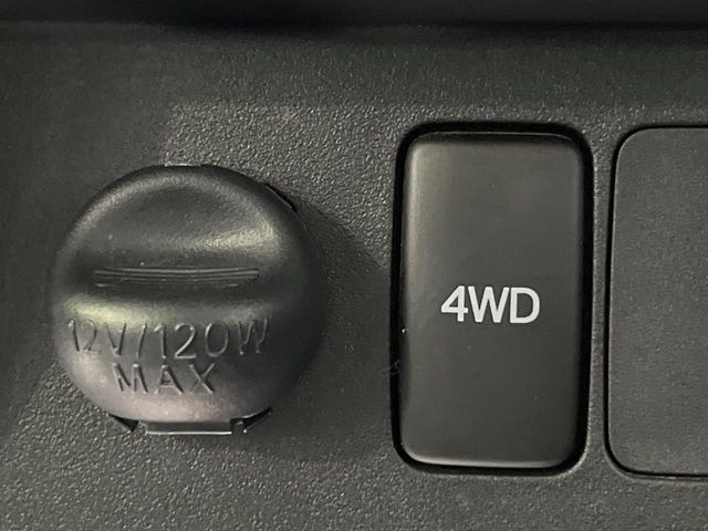 4WD�̂��Ԃł��̂ŁA�ᓹ�ł����S�ł���~��n�n��ɂ��Z�܂��̕��ȊO�ɂ��A�E�B���^�[�X�|�[�c����̕���~��n��֋A�Ȃ����@�������ɂ���������!