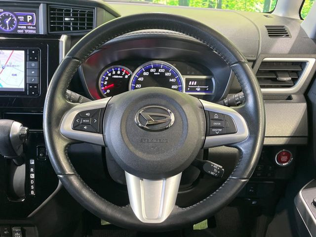 �y�N���[�Y�R���g���[���z�������H�����N���N���s�B�A�N�Z���𗣂��Ă���葬�x�ő��s���ł��A�������^�]���̕��S���y��!�����E�������ȒP�ȃX�C�b�`����Œ����ł��܂��B