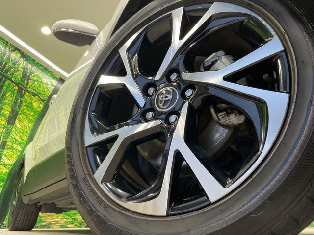 �y����18�C���`�A���~�z�C�[���z�O�ςɃ}�b�`���������A���~�z�C�[���𑕒����Ă���܂��B�e��ЊO�A���~�z�C�[����A�X�^�b�h���X�^�C�����戵�����Ă���܂��B���񂲑��k����������