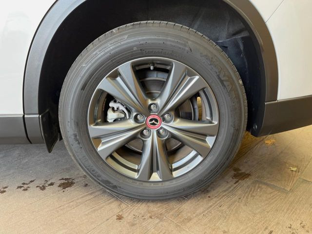 �y����18�C���`�A���~�z�C�[���z�O�ςɃ}�b�`�����A���~�z�C�[���𑕒����Ă���܂��B�e��A���~�z�C�[����A�X�^�b�h���X�^�C�����戵�����Ă���܂��B���񂲑��k����������